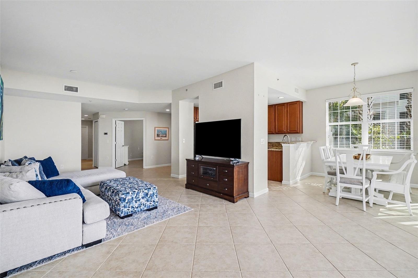 RIVERWOOD - Residential