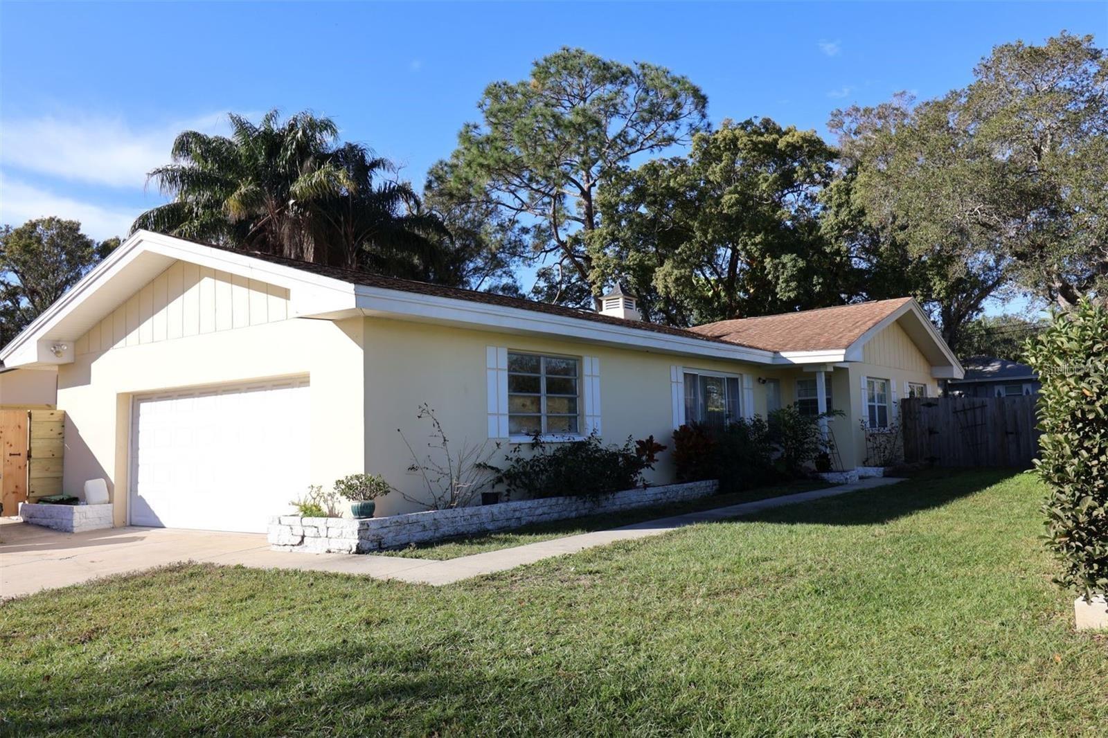 Charming Clearwater Rental – 3BR/2BA with Fireplace & Spacious Yard
Welcome to 1602 S Lady Mary Dr, a lovely home tucked away in a quiet Clearwater neighborhood. This spacious 3-bedroom, 2-bath residence offers comfortable living with plenty of room to spread out.Highlights:Two inviting living rooms, one featuring a cozy fireplace Master suite with ensuite bathroom Large garage and oversized backyard, perfect for pets and outdoor fun Tile flooring throughout for easy maintenance
Washer & dryer hookups for added convenience Charming courtyard area with direct access from the fireplace living room
With its generous layout and desirable features, this home is ready for you to move in and make it your own. Pets are welcome!
Conveniently located near shopping, dining, and minutes to Clearwater’s beautiful beaches.
Schedule your showing today and come see everything this home has to offer!