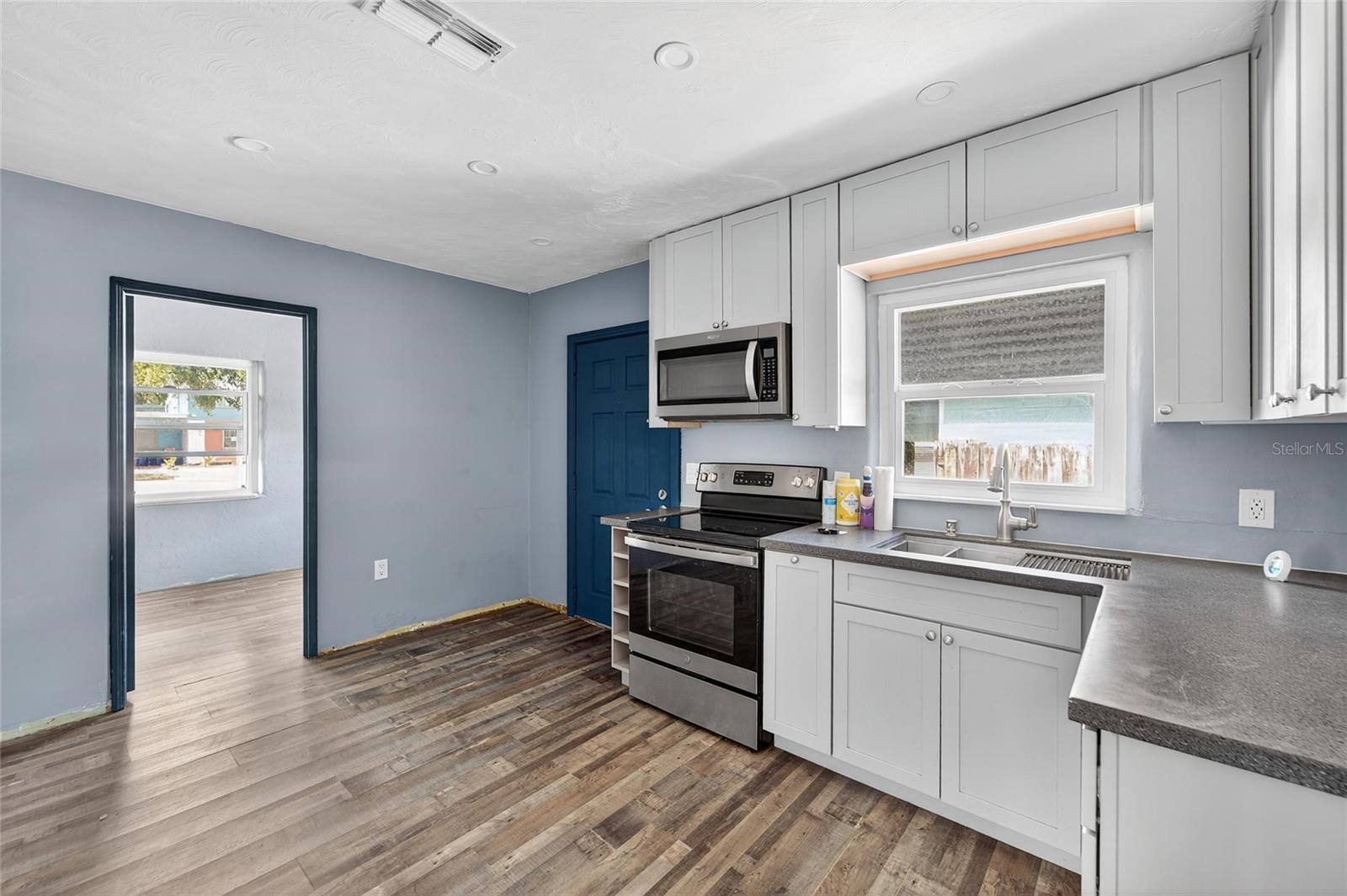 ARDMORE HEIGHTS - Residential