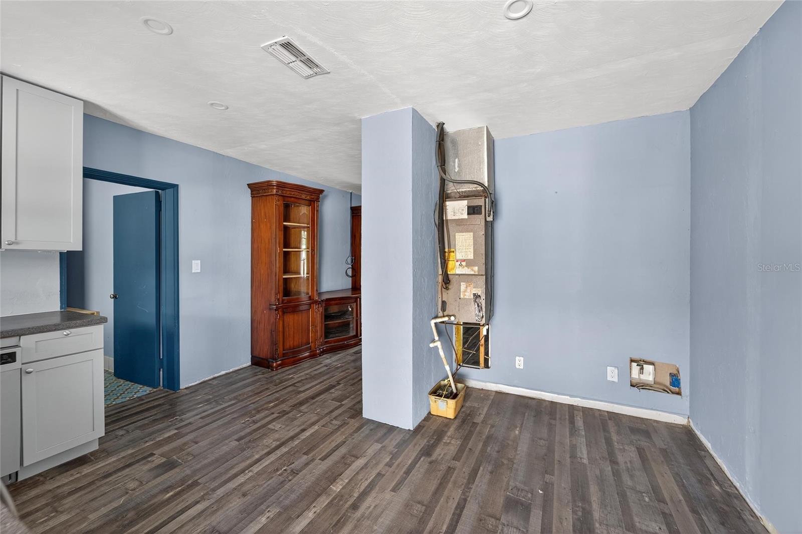 ARDMORE HEIGHTS - Residential