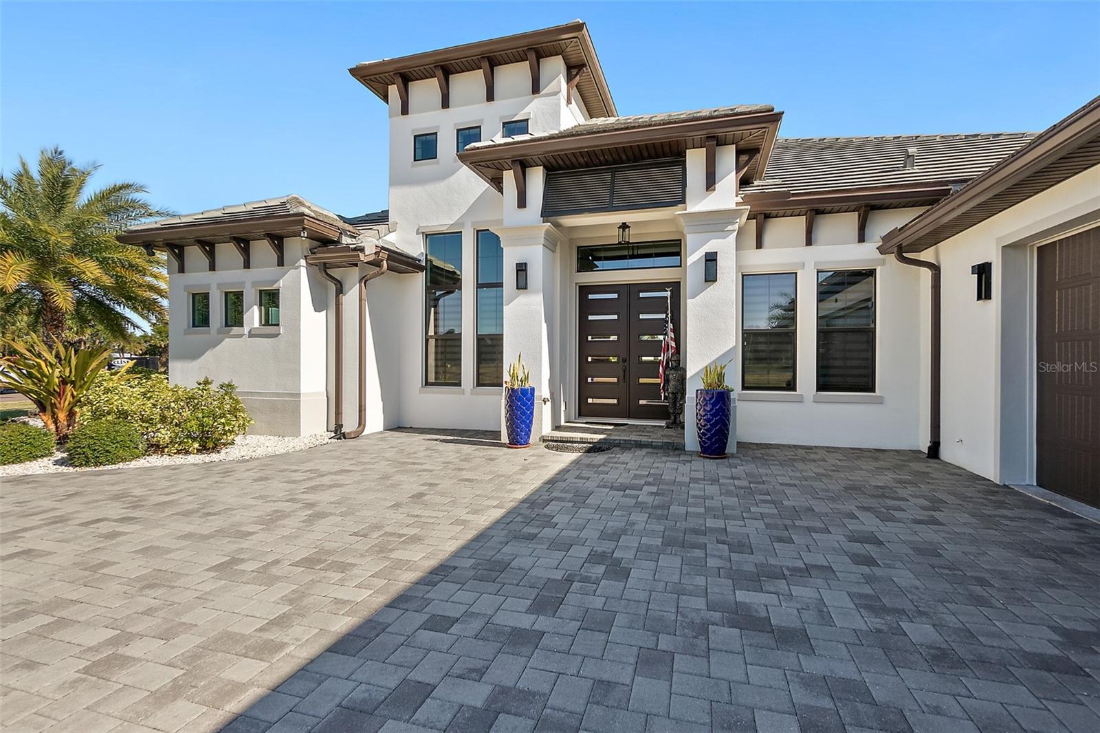 SEASIDE LANDINGS - Residential