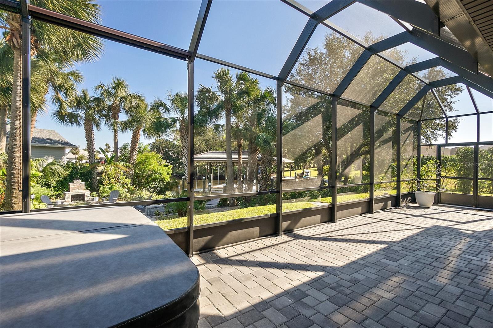 SEASIDE LANDINGS - Residential