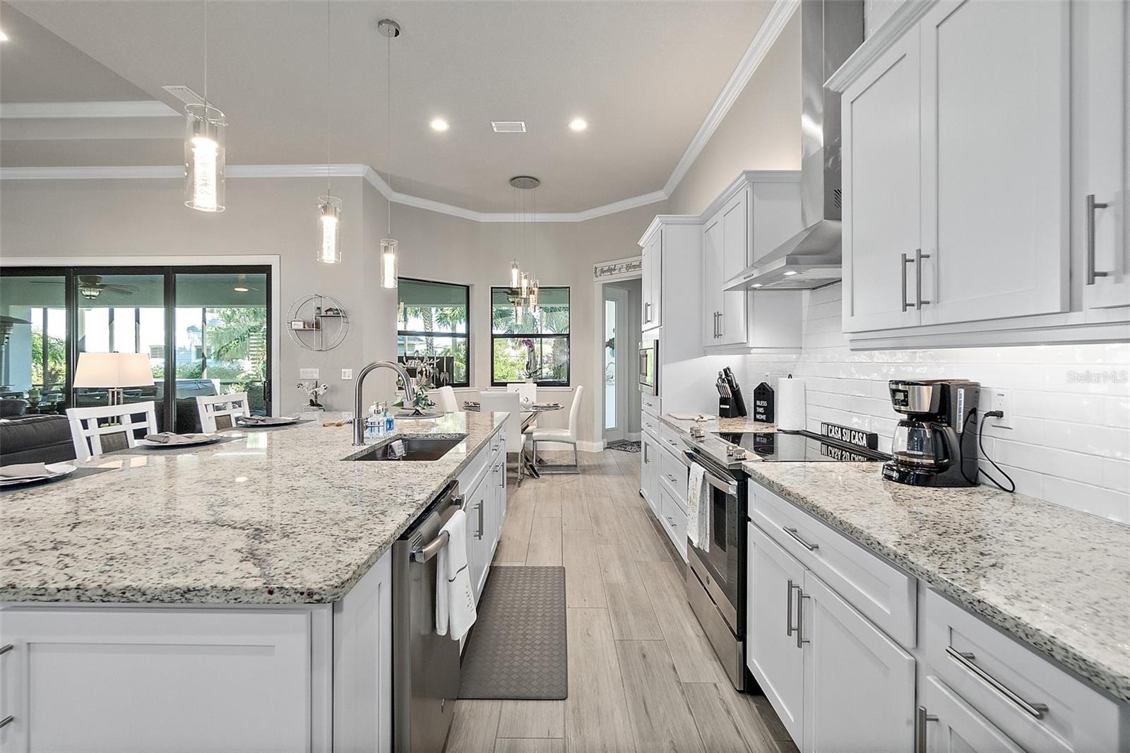 SEASIDE LANDINGS - Residential