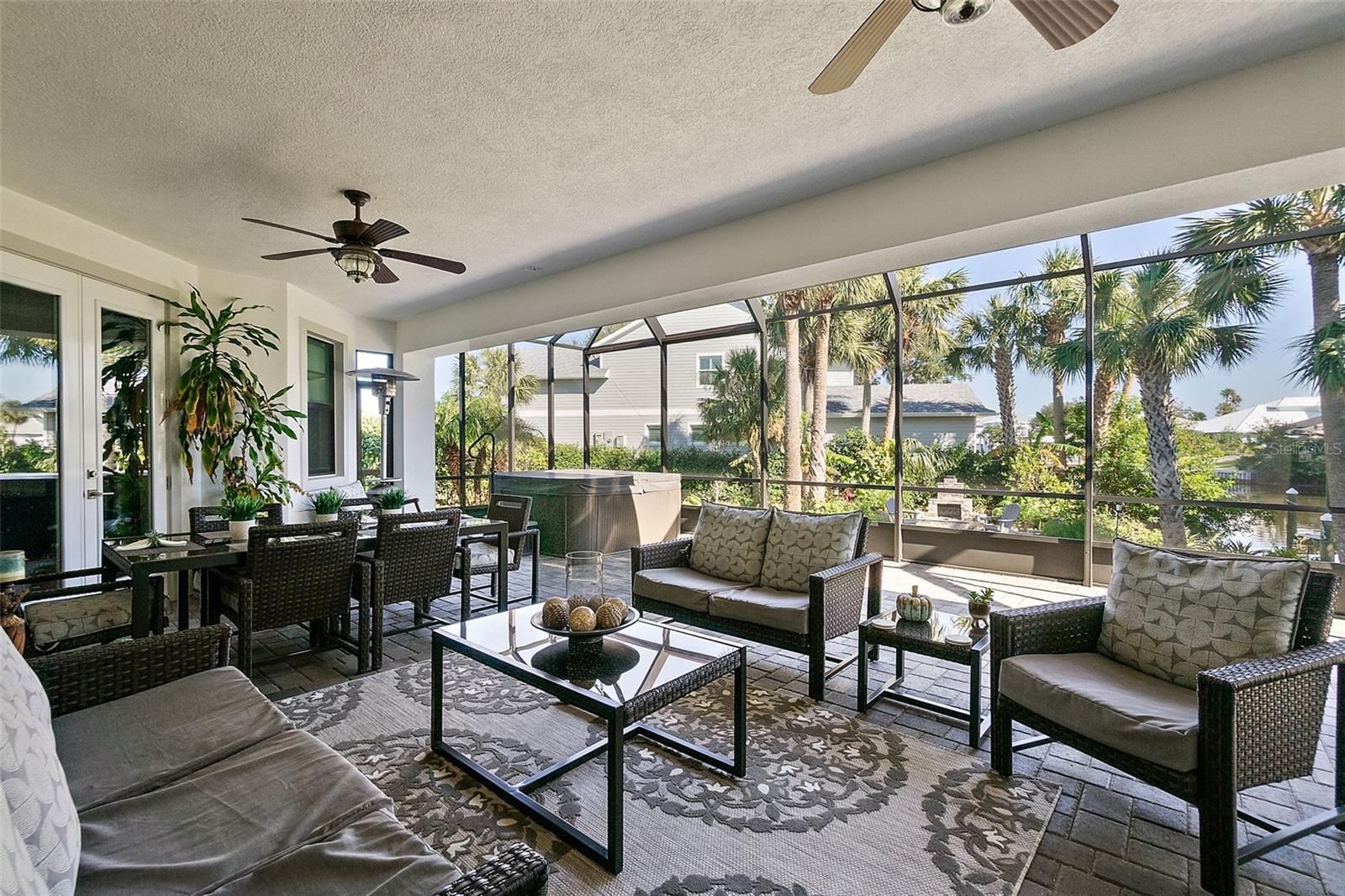 SEASIDE LANDINGS - Residential