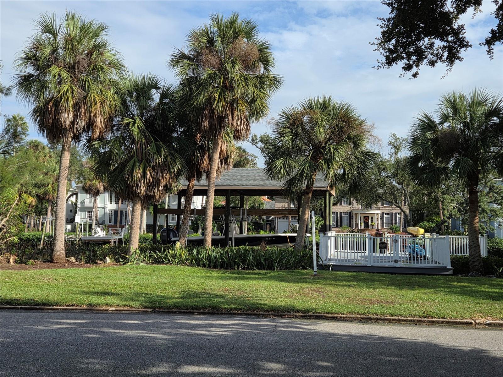 BEACH PARK - Residential