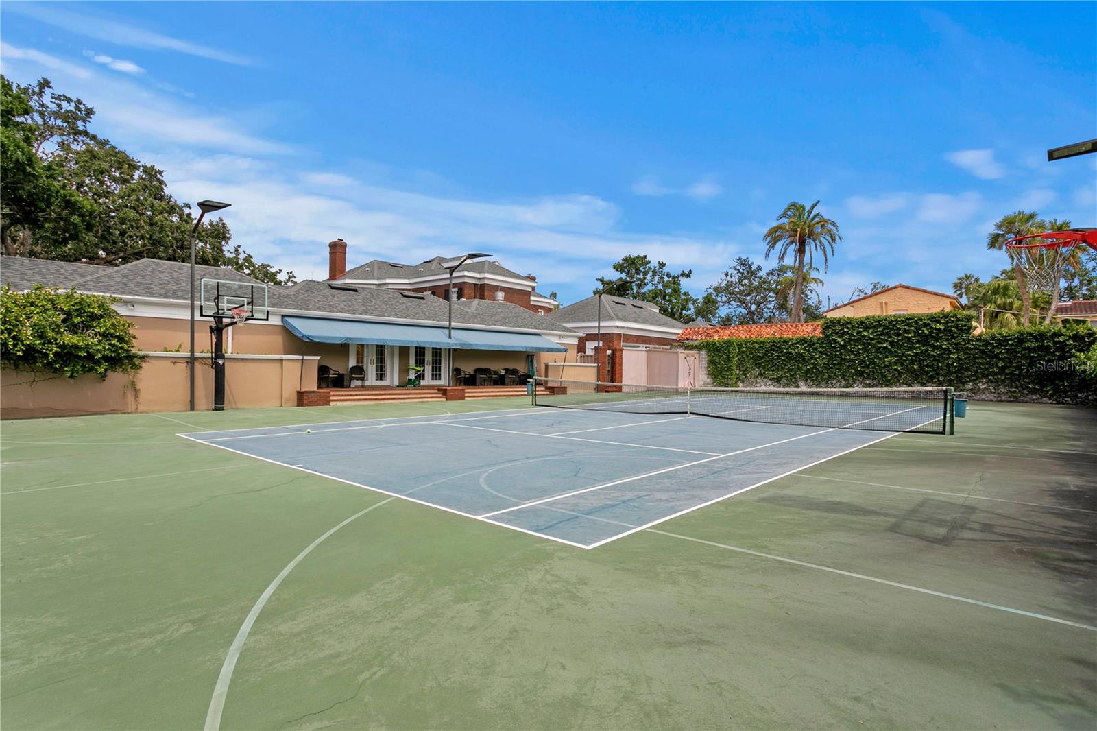 BEACH PARK - Residential