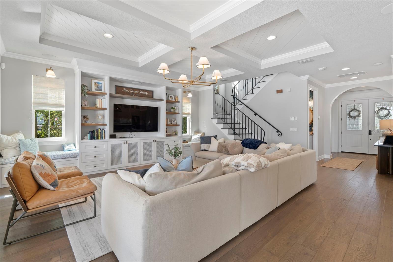 PENINSULA POINTE - Residential