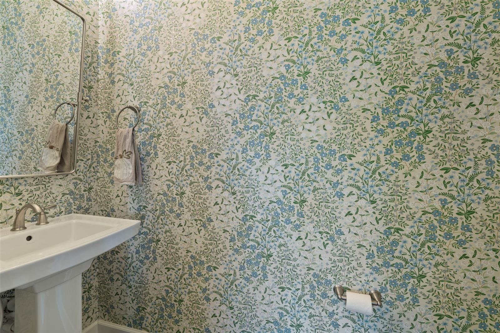 PENINSULA POINTE - Residential