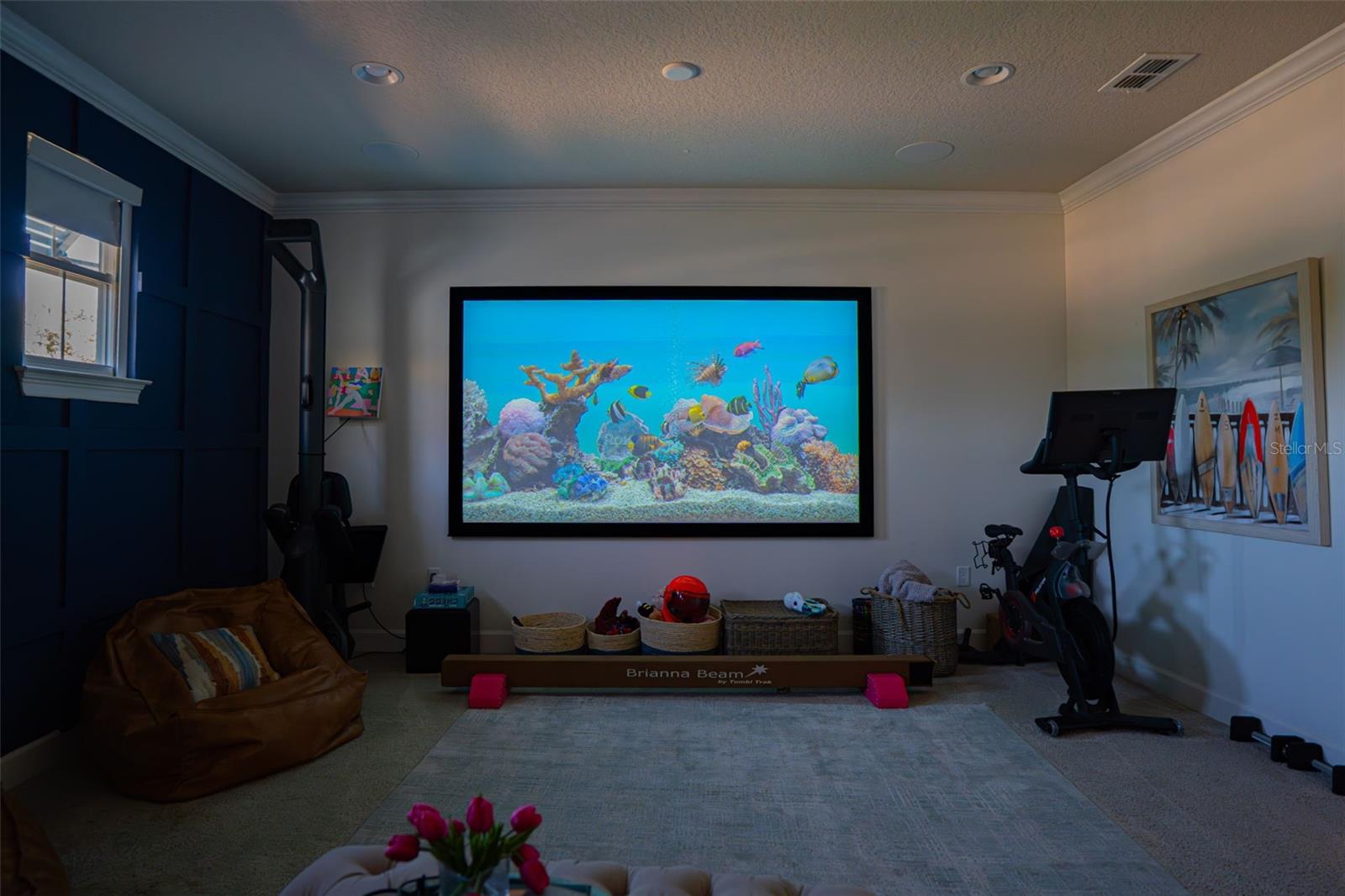 PENINSULA POINTE - Residential