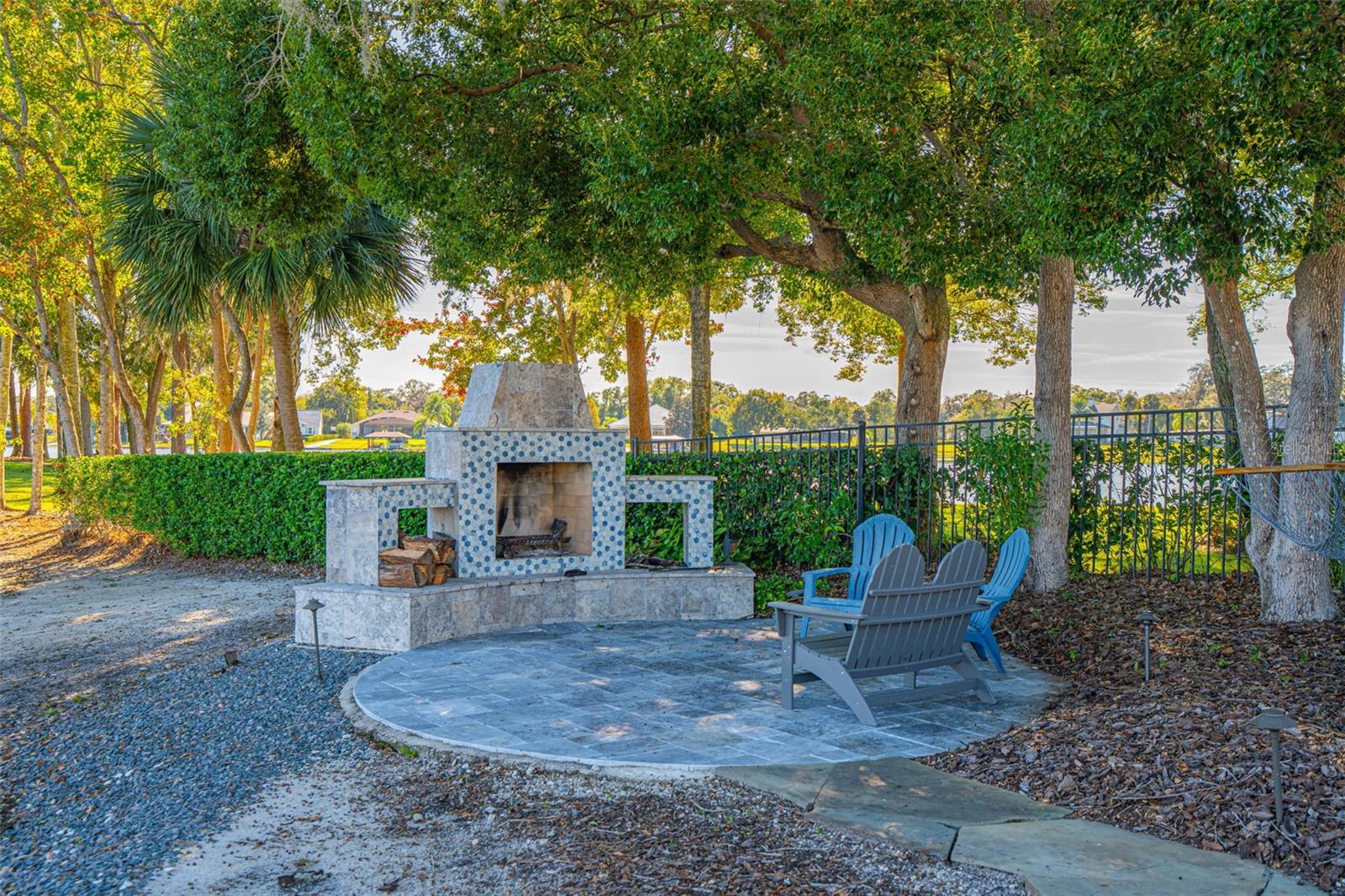 PENINSULA POINTE - Residential