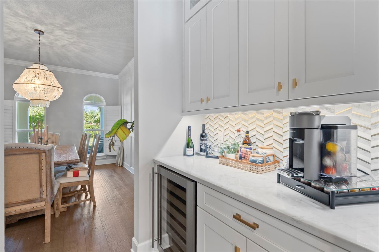 PENINSULA POINTE - Residential