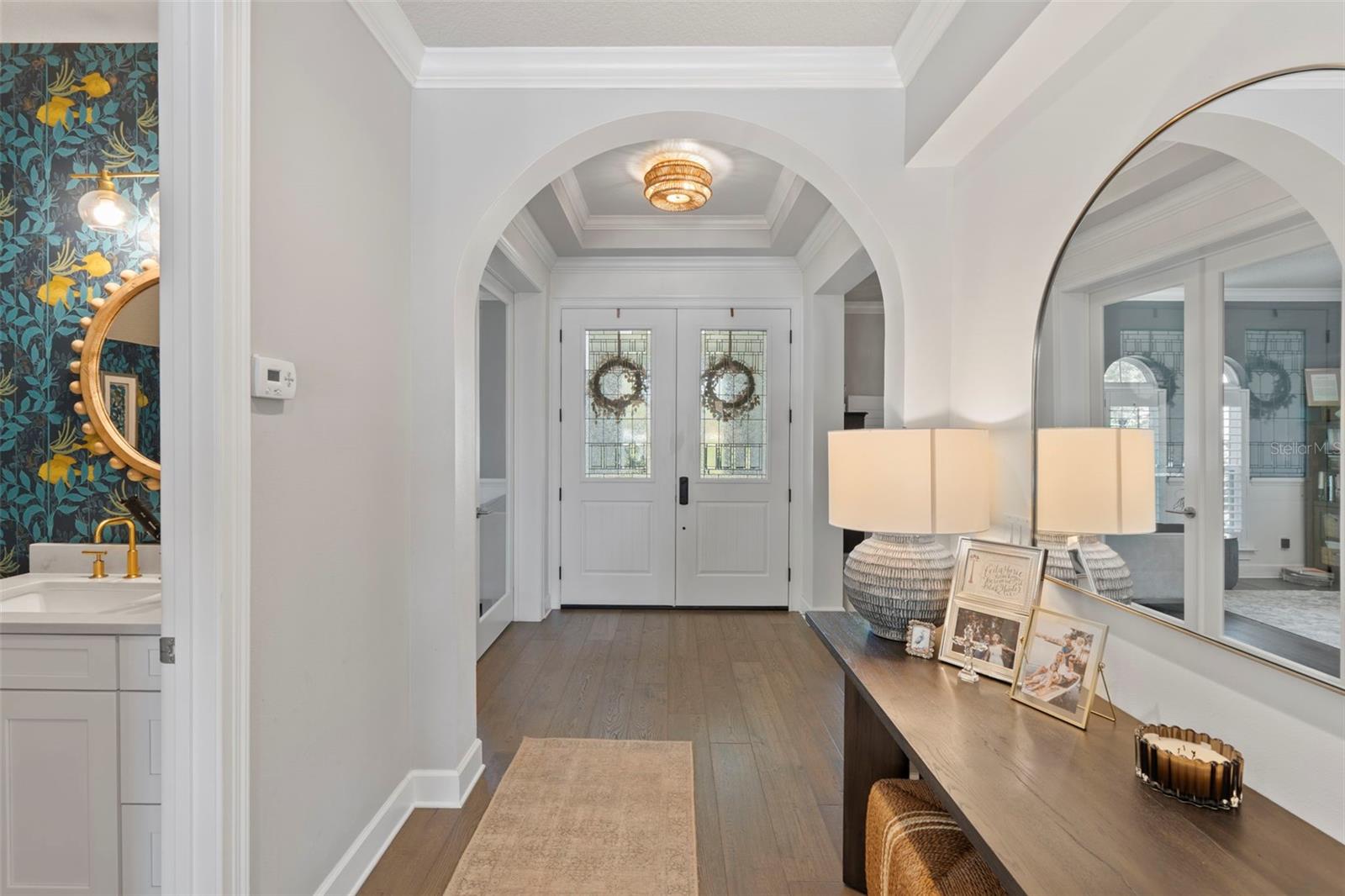 PENINSULA POINTE - Residential