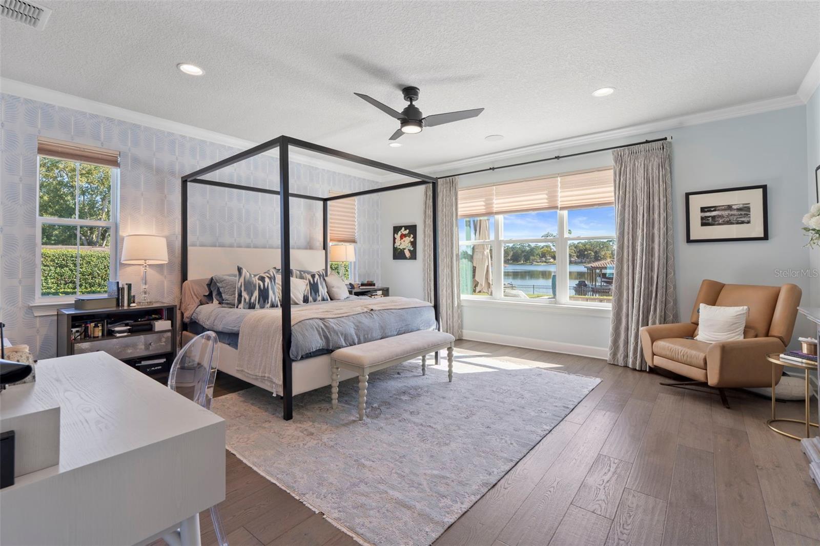 PENINSULA POINTE - Residential