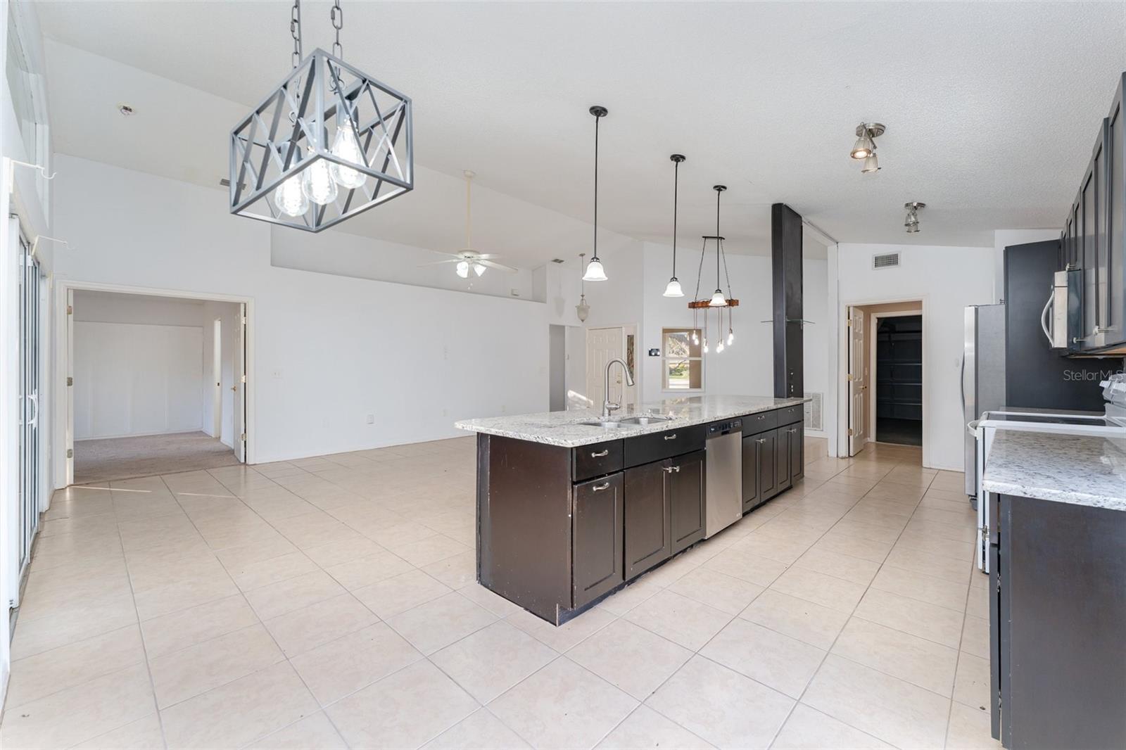 OAKWOOD GOLF CLUB PH 02 - Residential