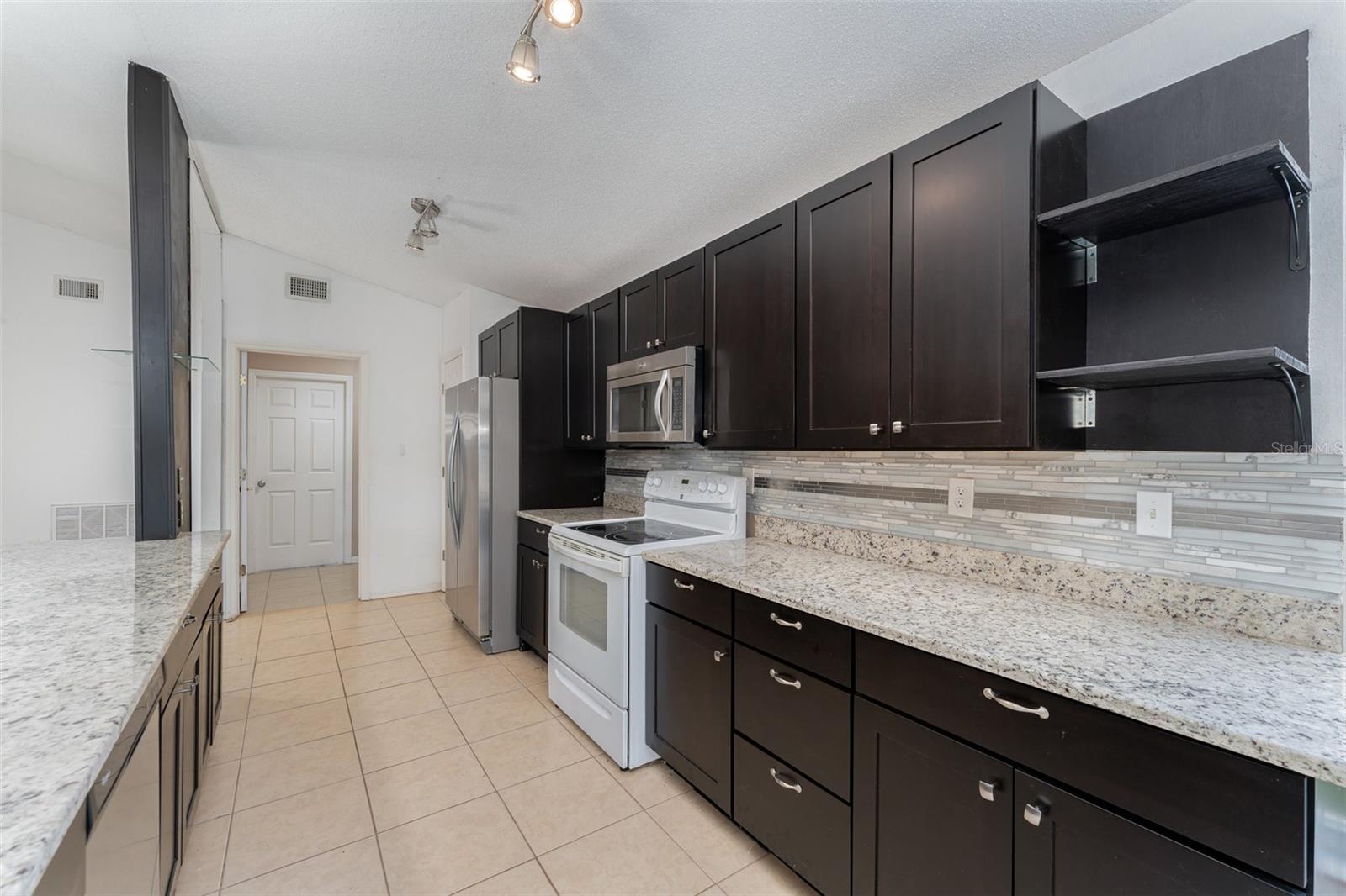 OAKWOOD GOLF CLUB PH 02 - Residential