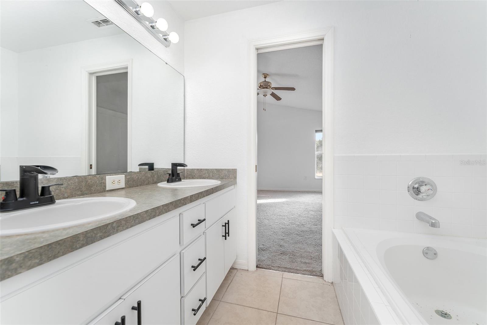 OAKWOOD GOLF CLUB PH 02 - Residential