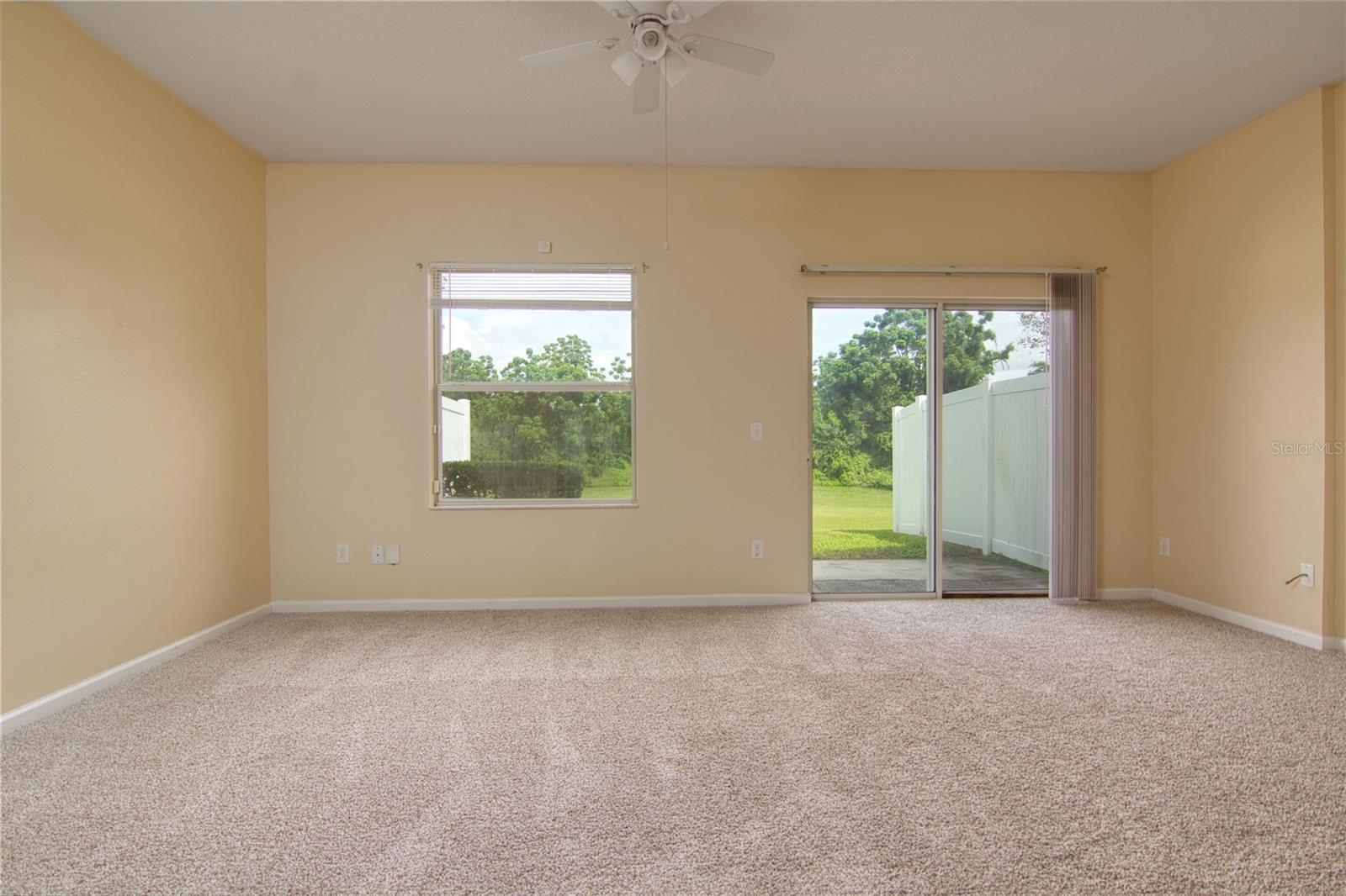 PRAIRIE LAKE RESERVE A B B2 E G - Residential Lease