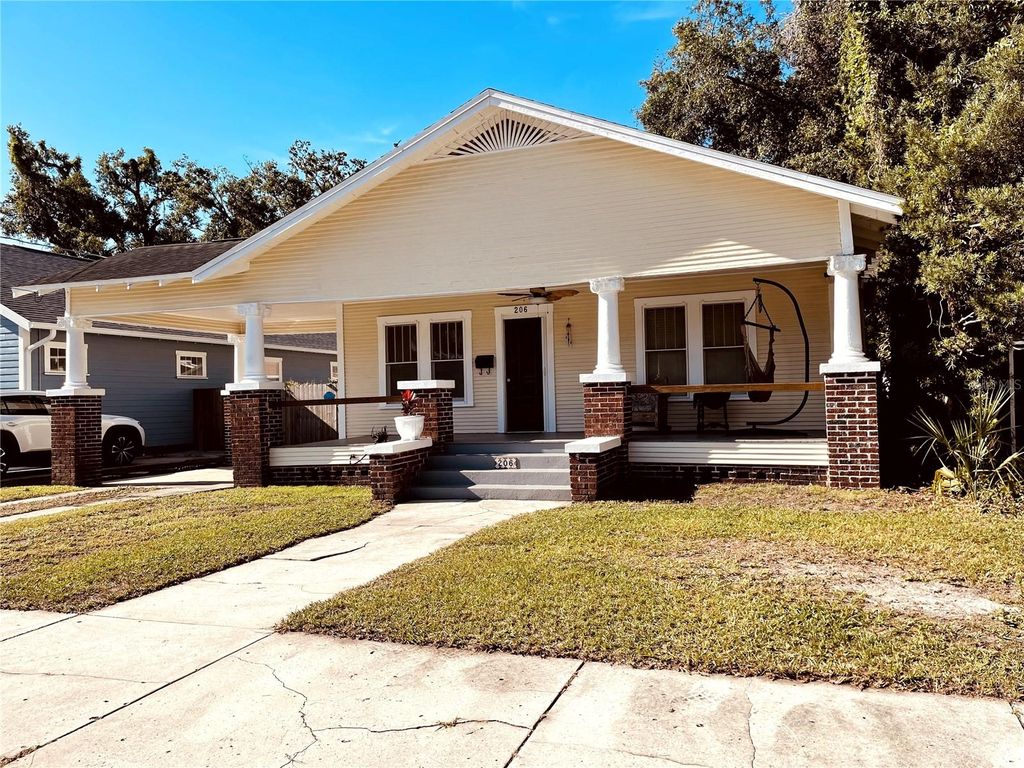 Photo of 206 W Haya Street, Tampa, FL 33603 (MLS # A4685458)