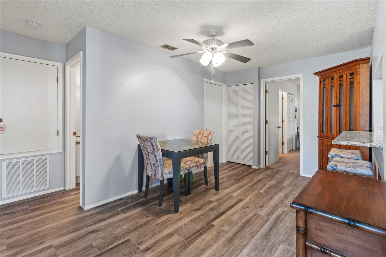 COUNTRY VILLAGE SEC 8 - Residential