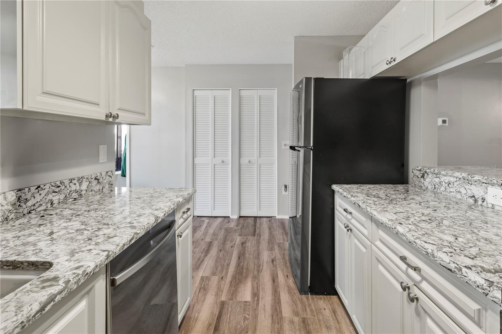 COUNTRY VILLAGE SEC 8 - Residential