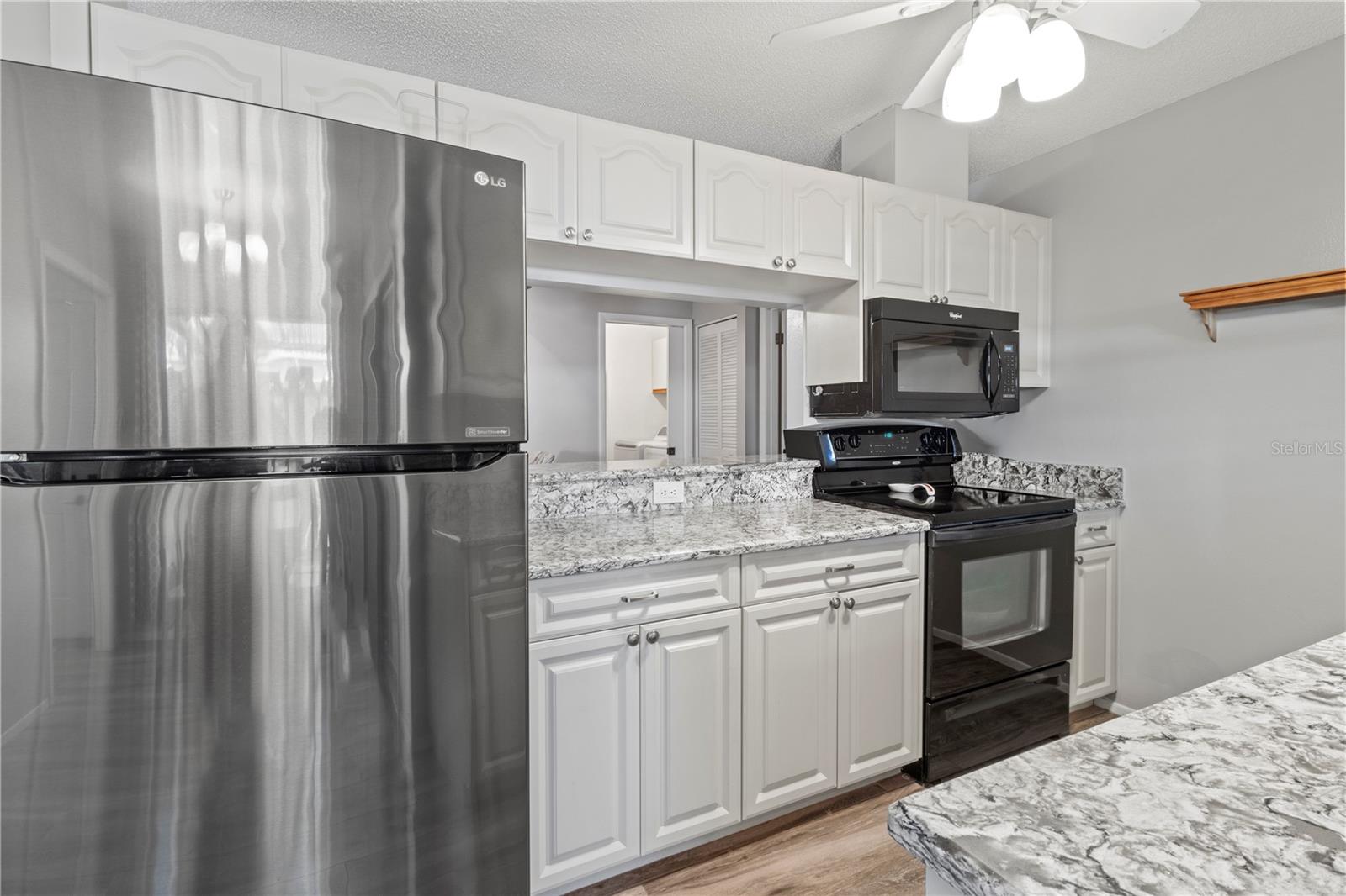 COUNTRY VILLAGE SEC 8 - Residential