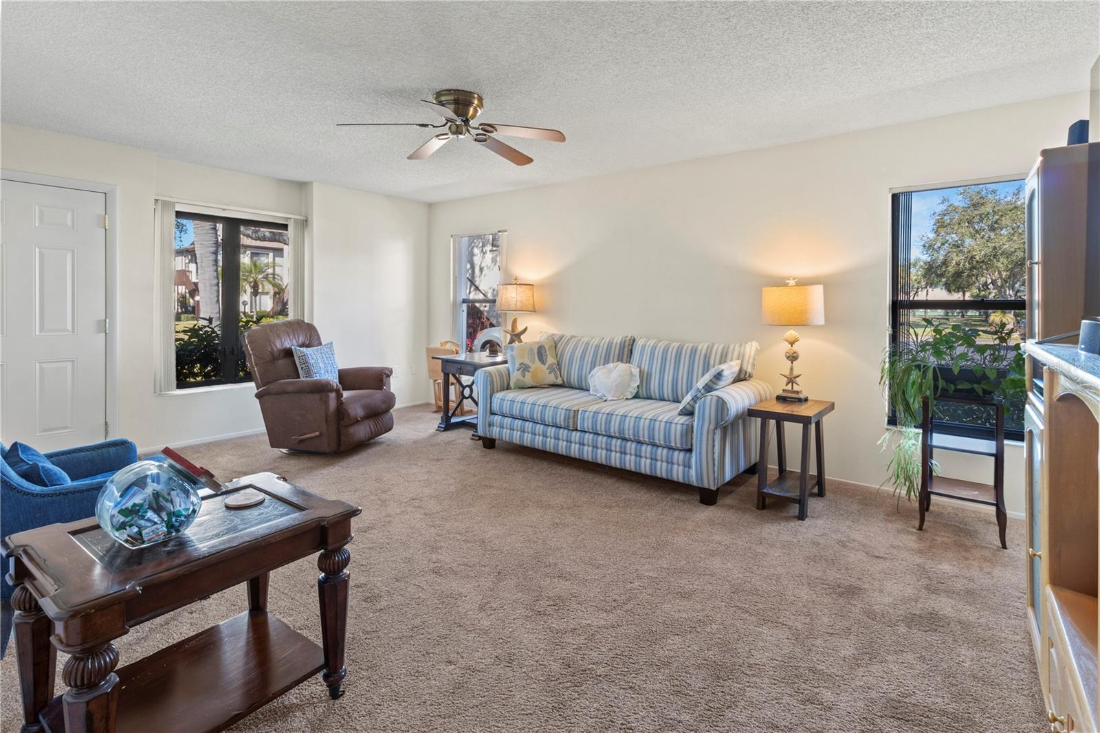 COUNTRY VILLAGE SEC 8 - Residential