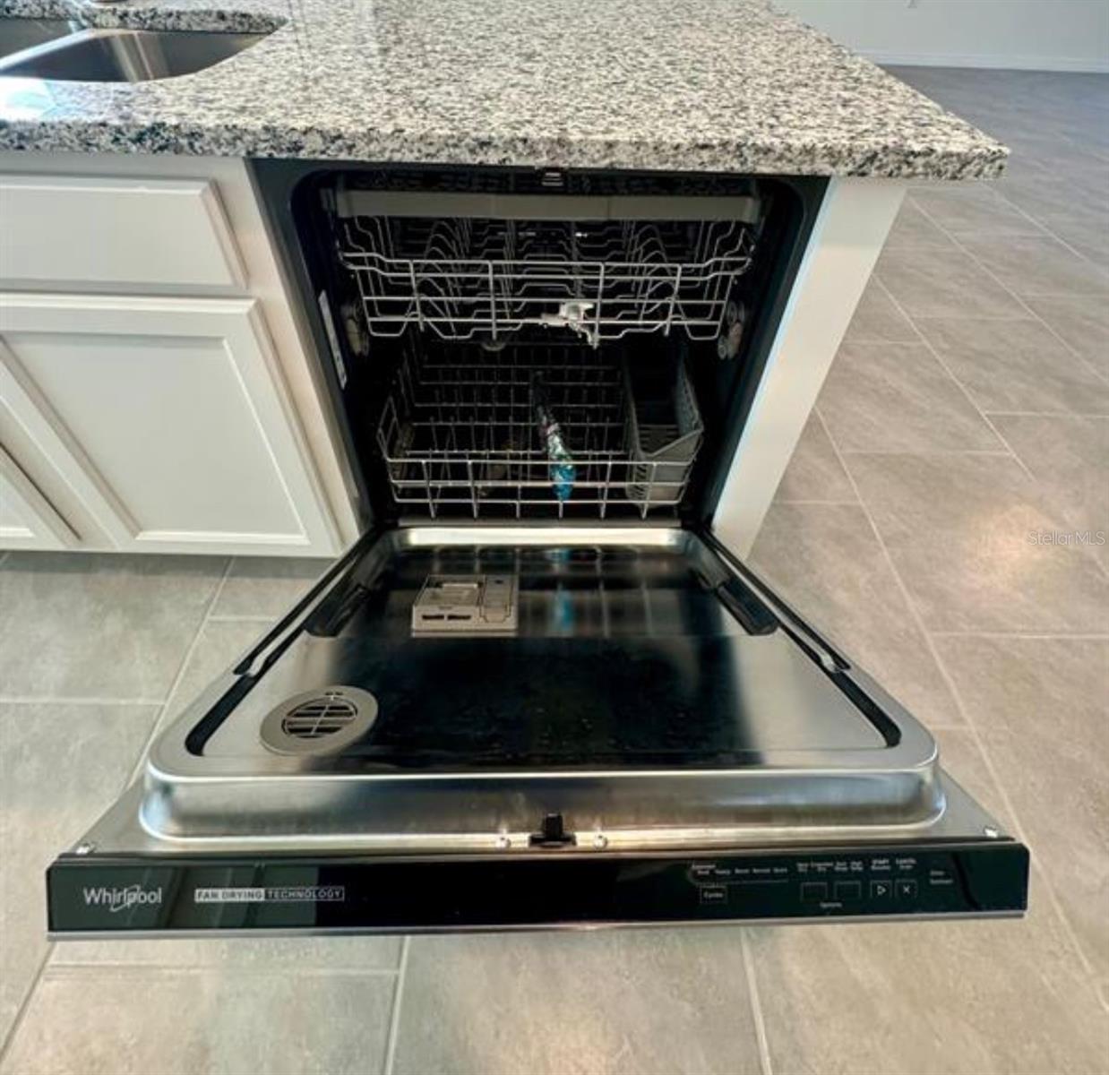 WATERLEIGH - Residential Lease