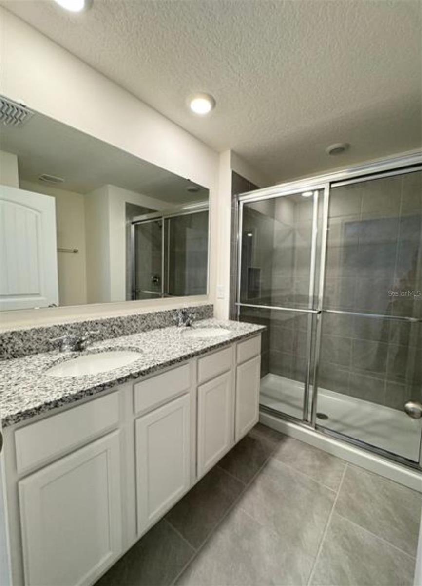 WATERLEIGH - Residential Lease