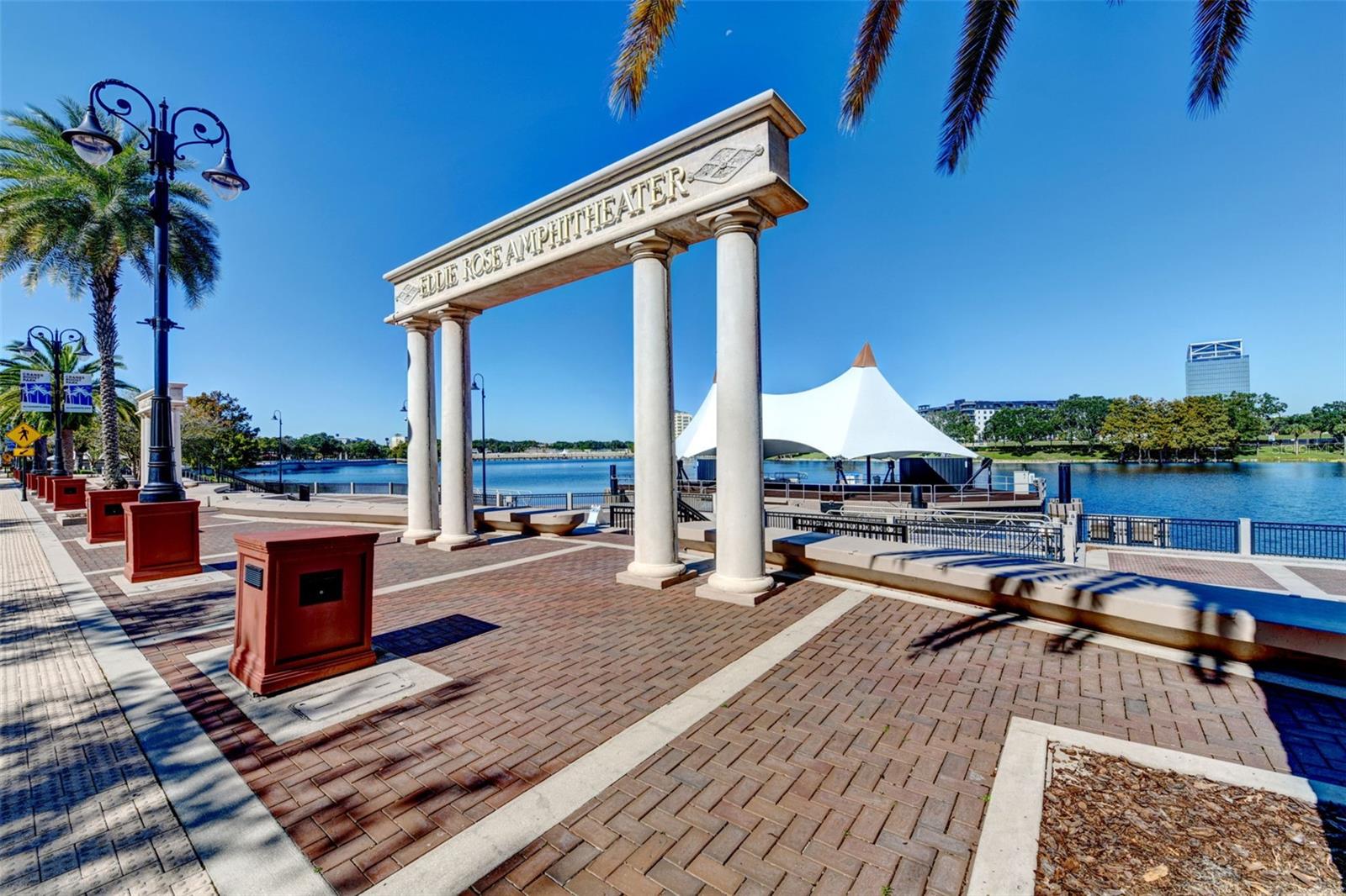 SANLANDO - Residential