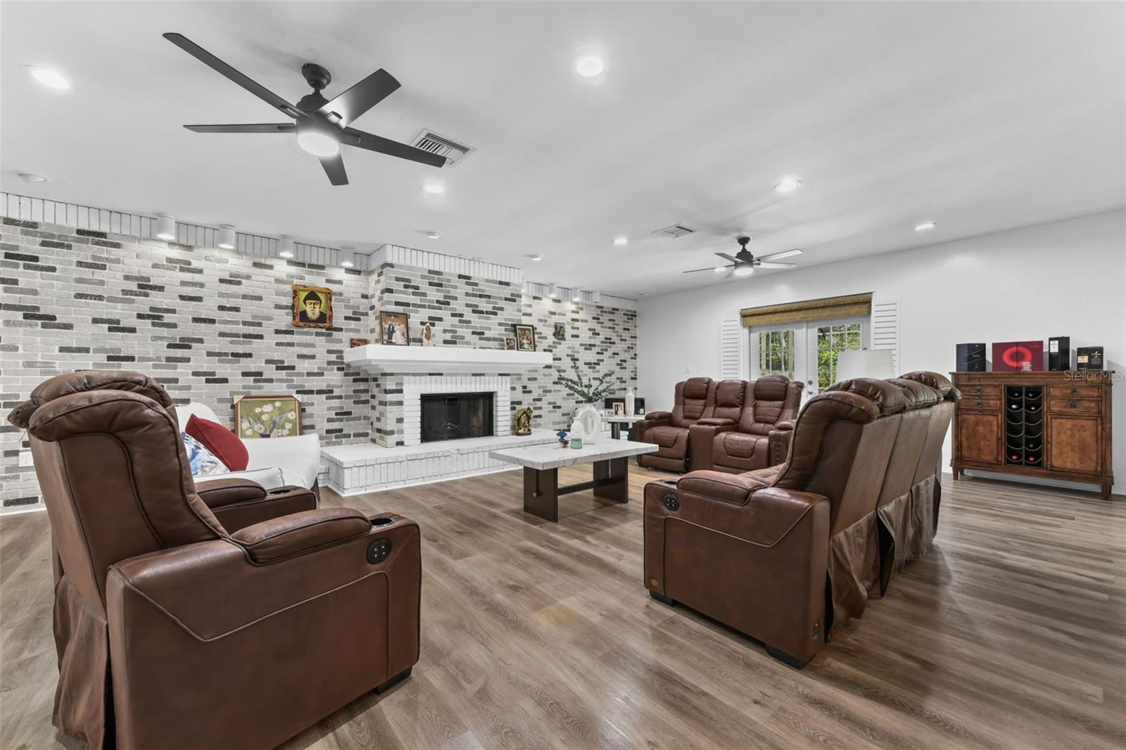 SANLANDO - Residential