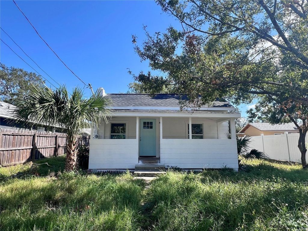 Photo of 368 6th Street NW, Largo, FL 33770 (MLS # TB8477350)