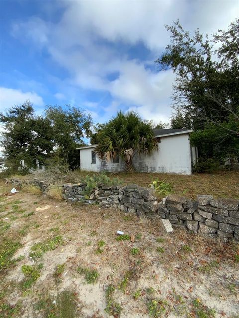 A home in PORT RICHEY