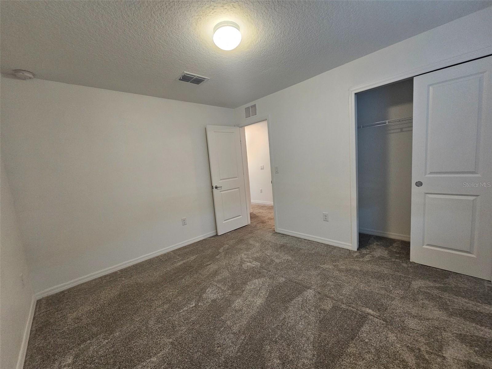 NORTH PARK ISLE PH 1A - Residential Lease