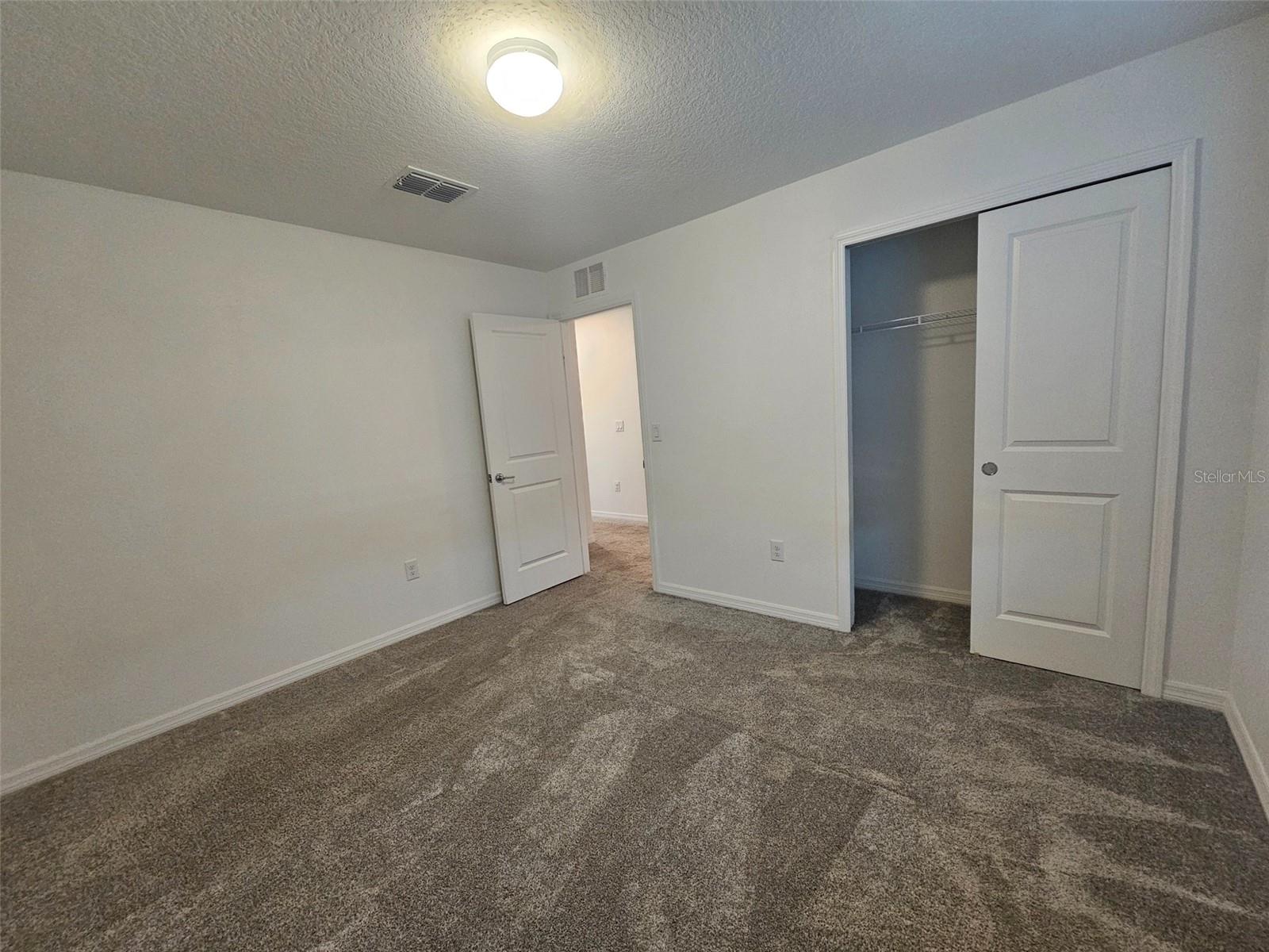 NORTH PARK ISLE PH 1A - Residential Lease