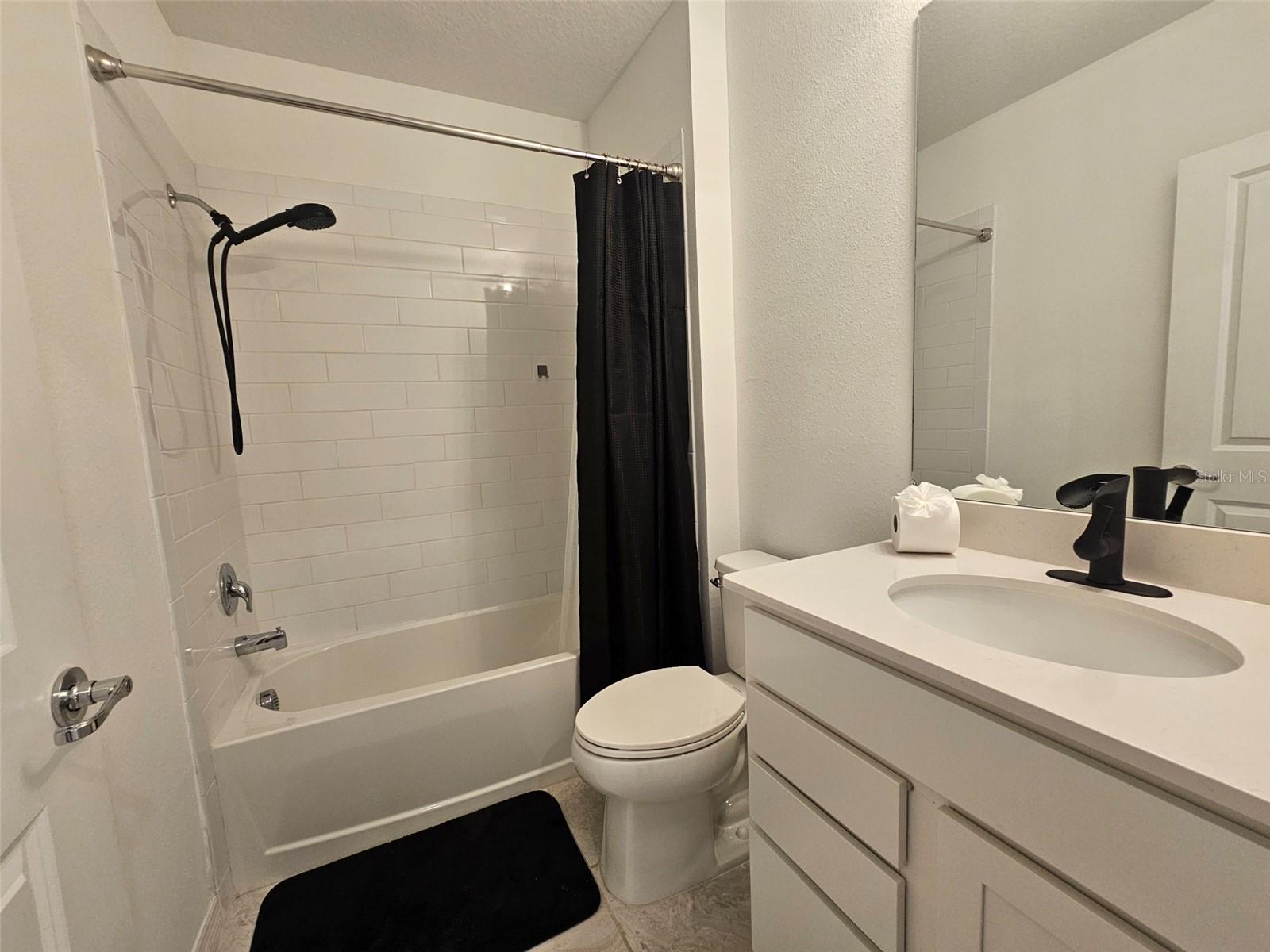 NORTH PARK ISLE PH 1A - Residential Lease