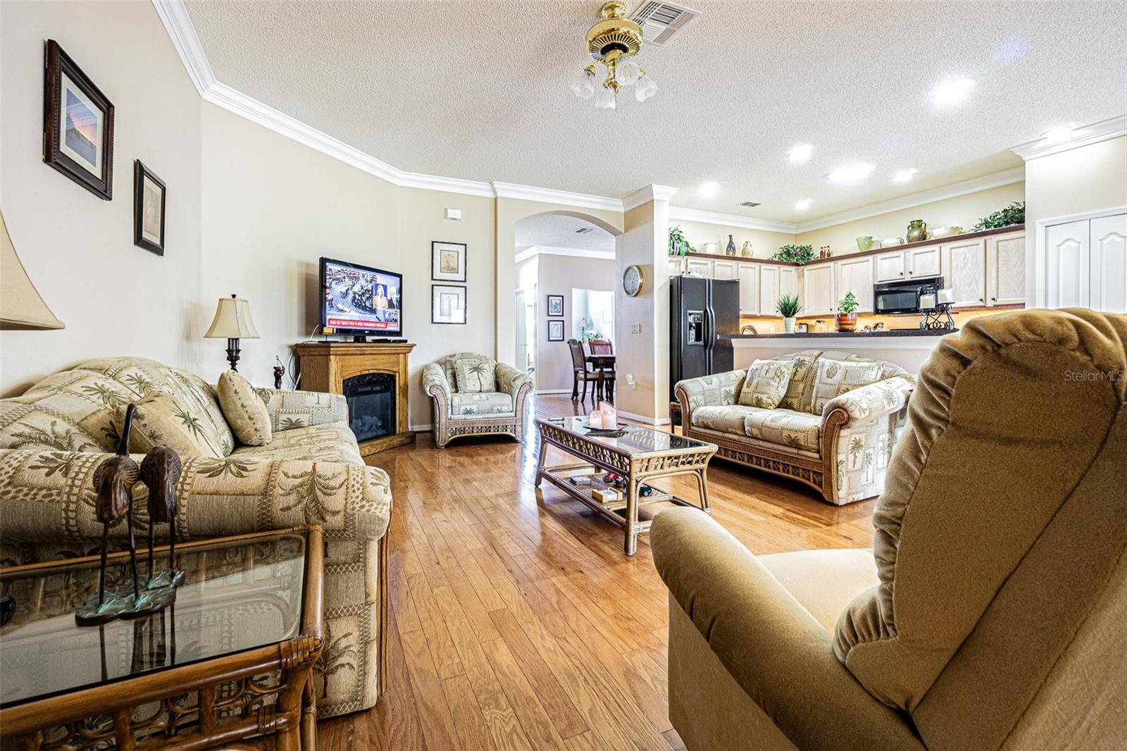 2514 SANDY HILL COURT