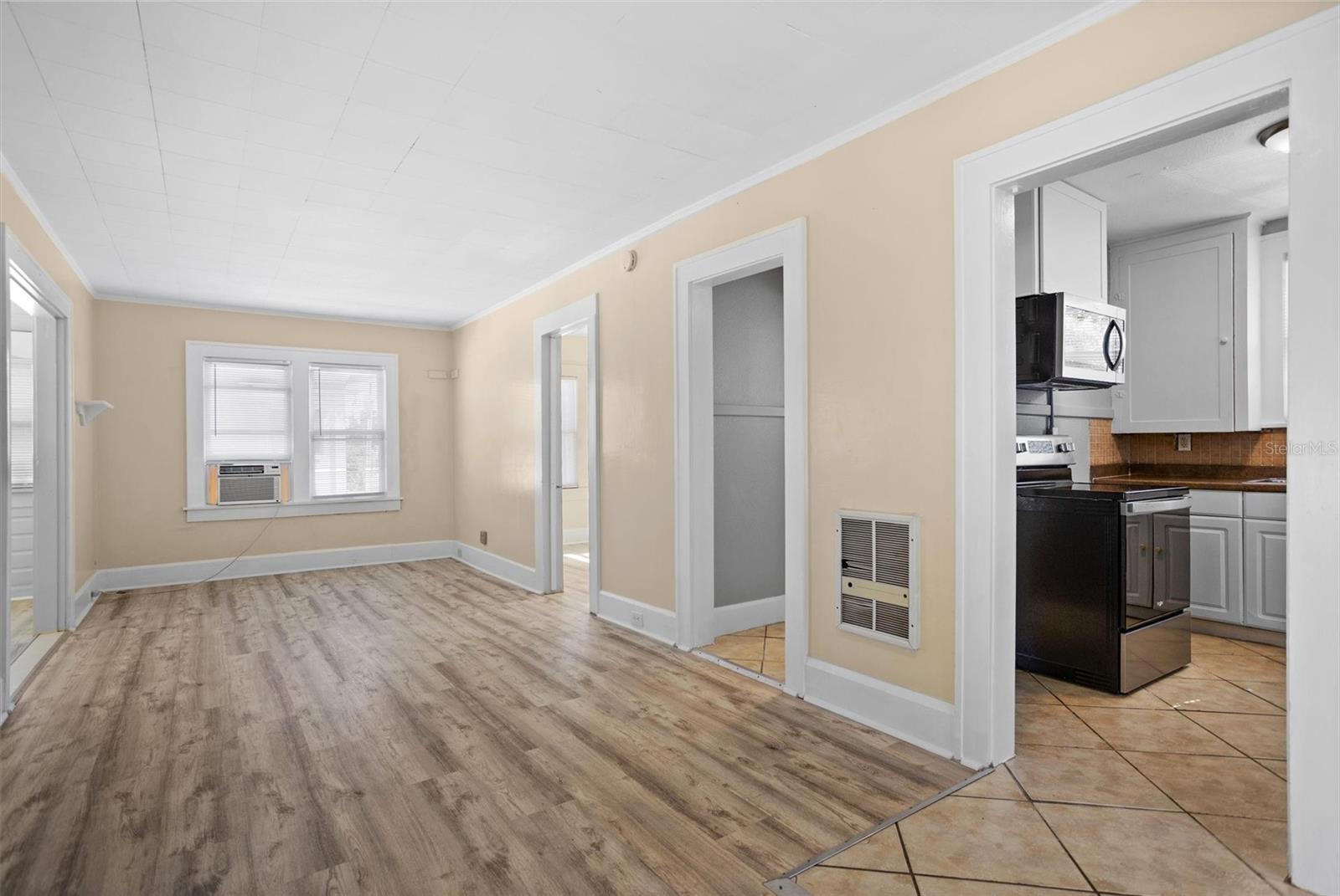 KELLHURST REP - Residential Income