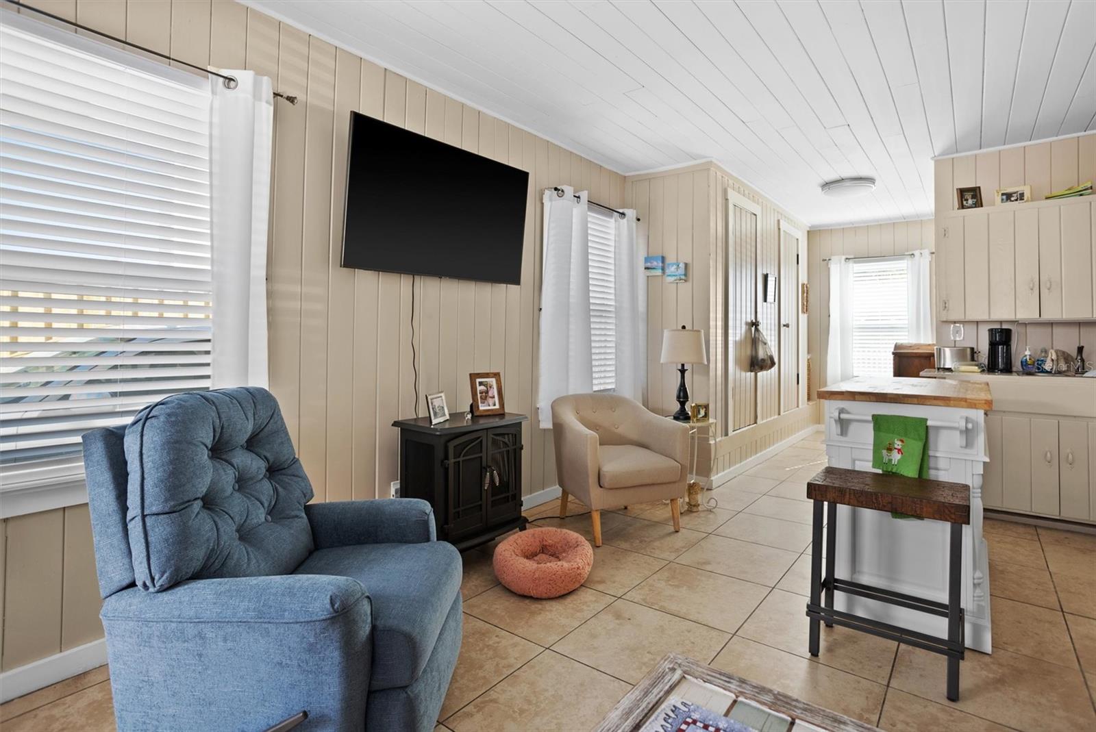 KELLHURST REP - Residential Income