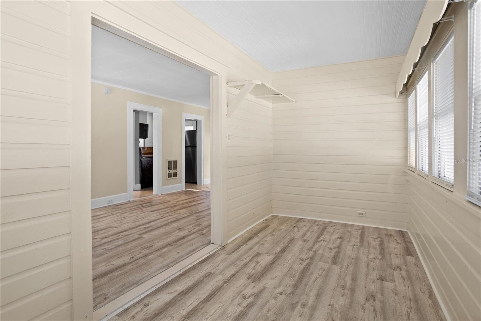 KELLHURST REP - Residential Income