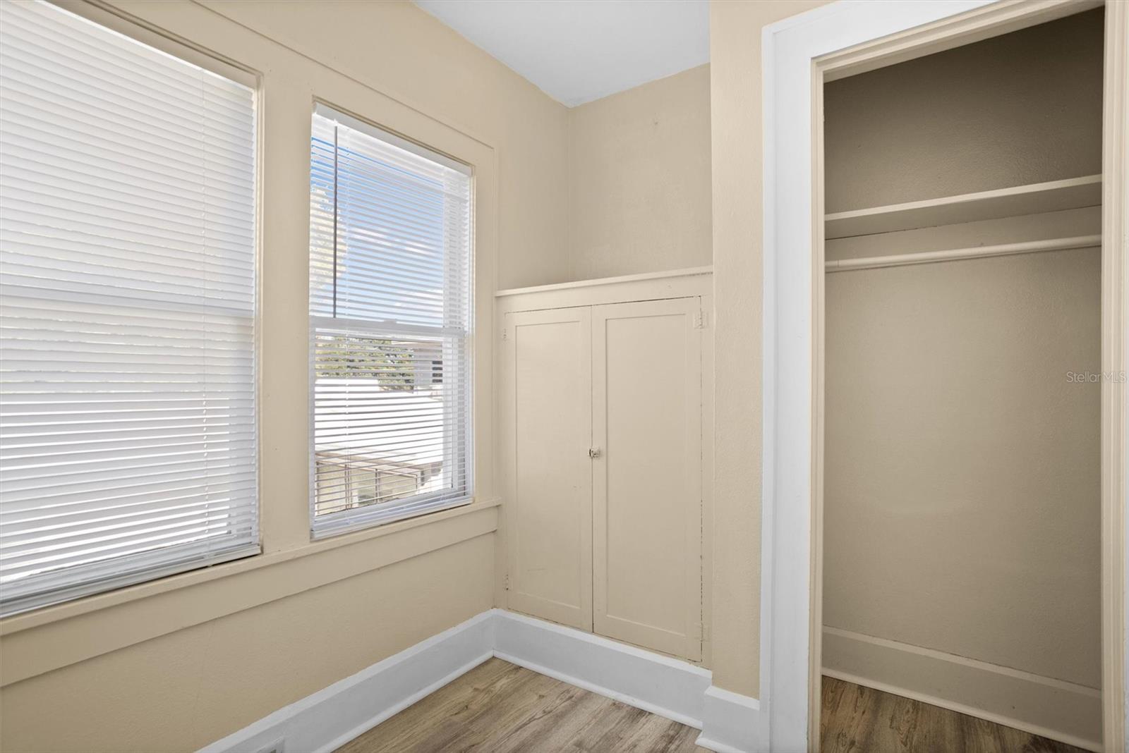 KELLHURST REP - Residential Income