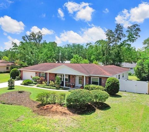 A home in BRANDON