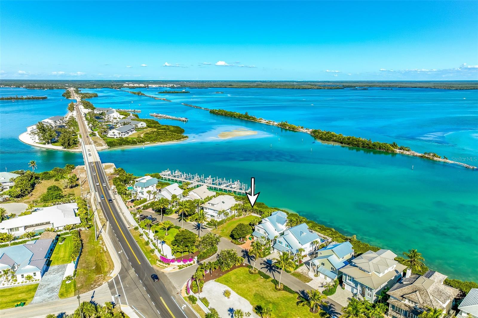 GRANDE QUAY II - Land