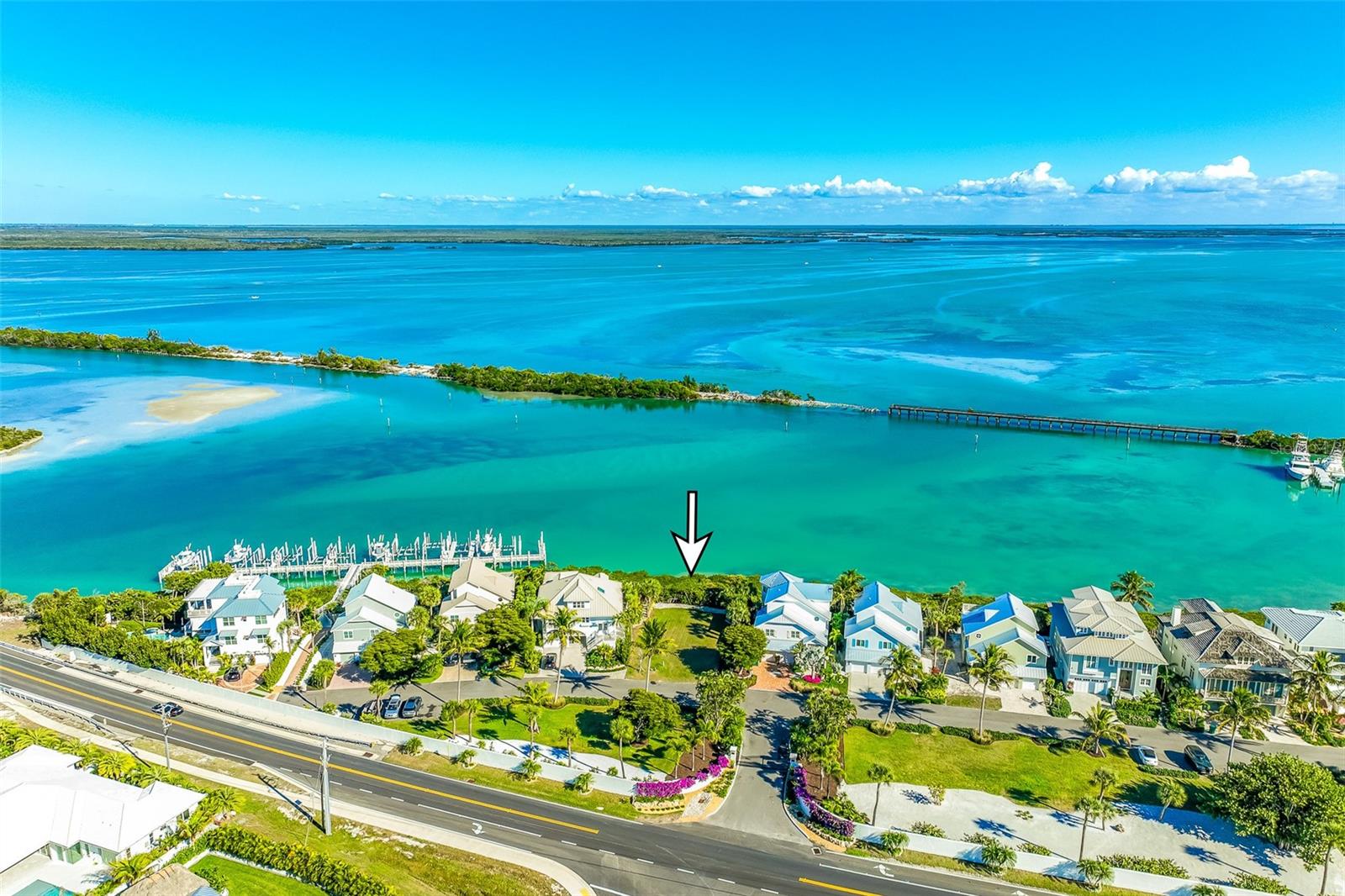 GRANDE QUAY II - Land