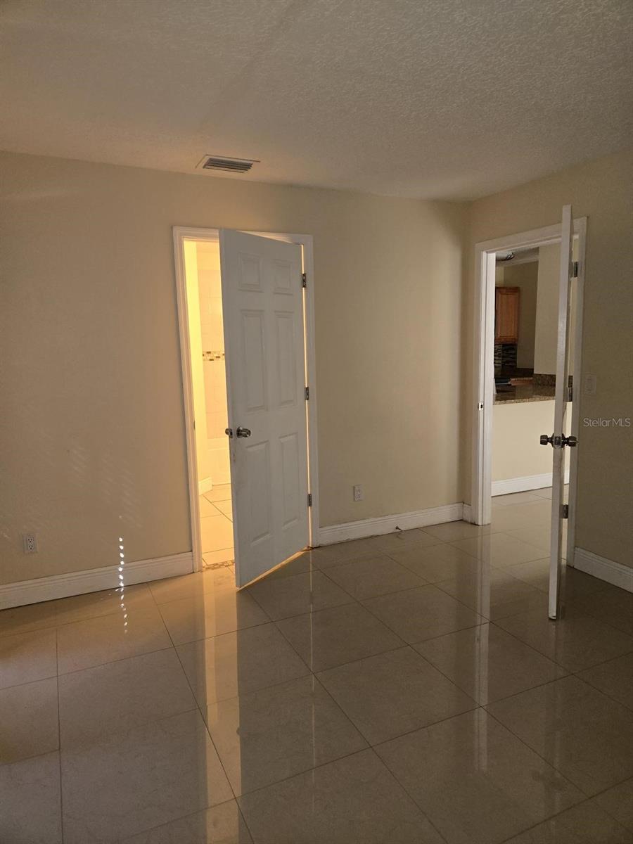 WALDEN PALMS CONDO - Residential