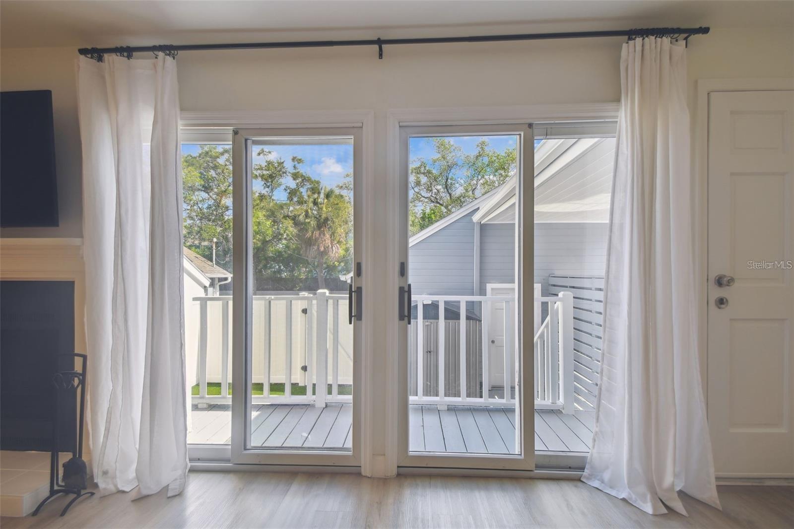 FLAMINGO ROAD TOWNHOMES - Residential