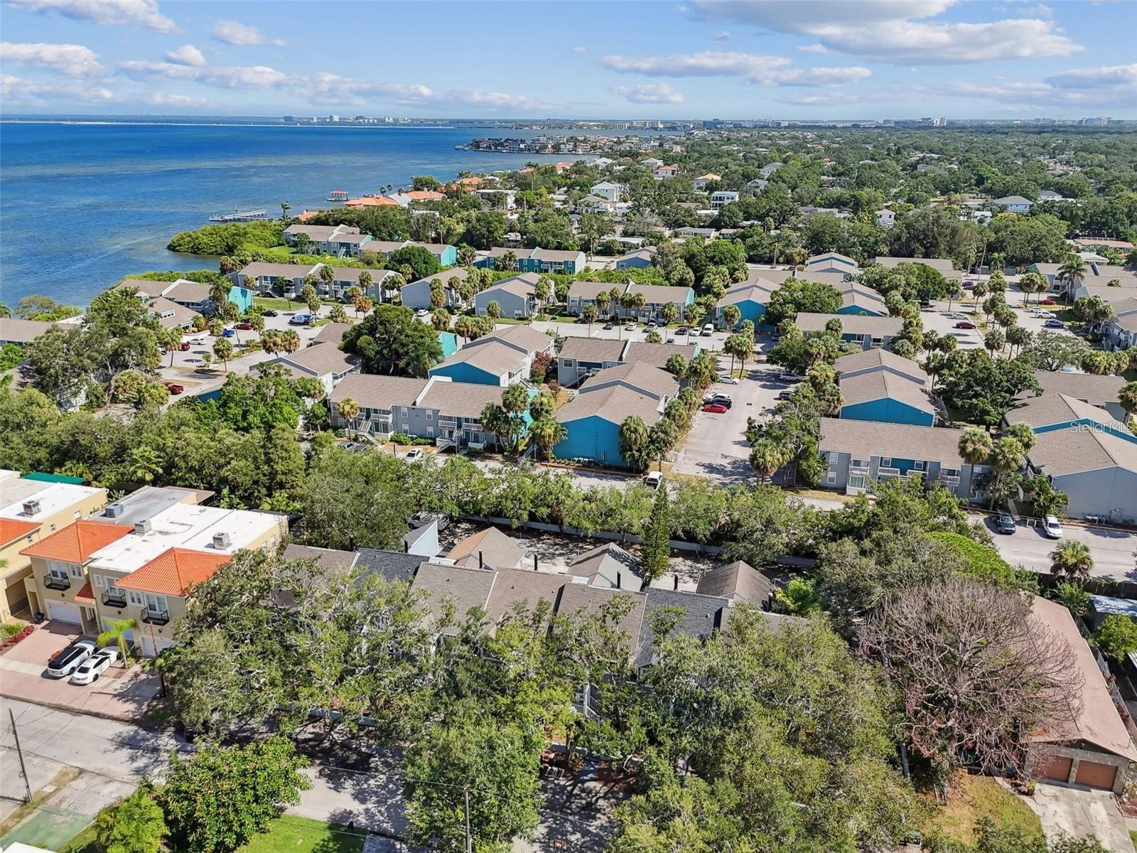 FLAMINGO ROAD TOWNHOMES - Residential