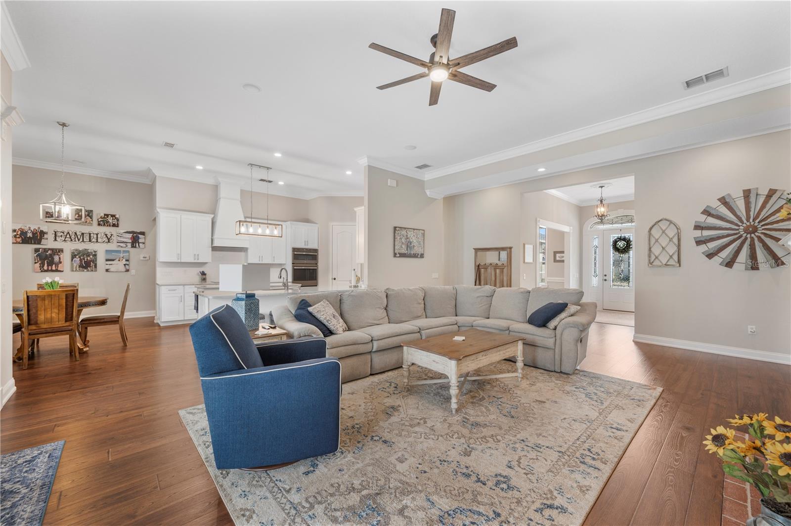 ASHTON OAKS - Residential