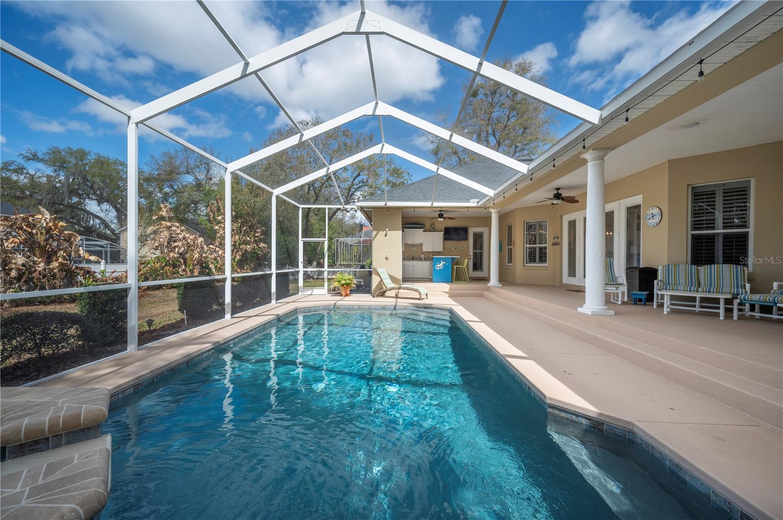 ASHTON OAKS - Residential