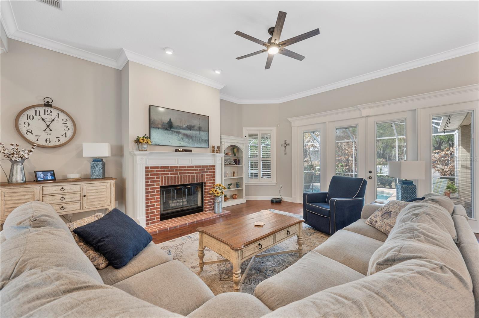 ASHTON OAKS - Residential