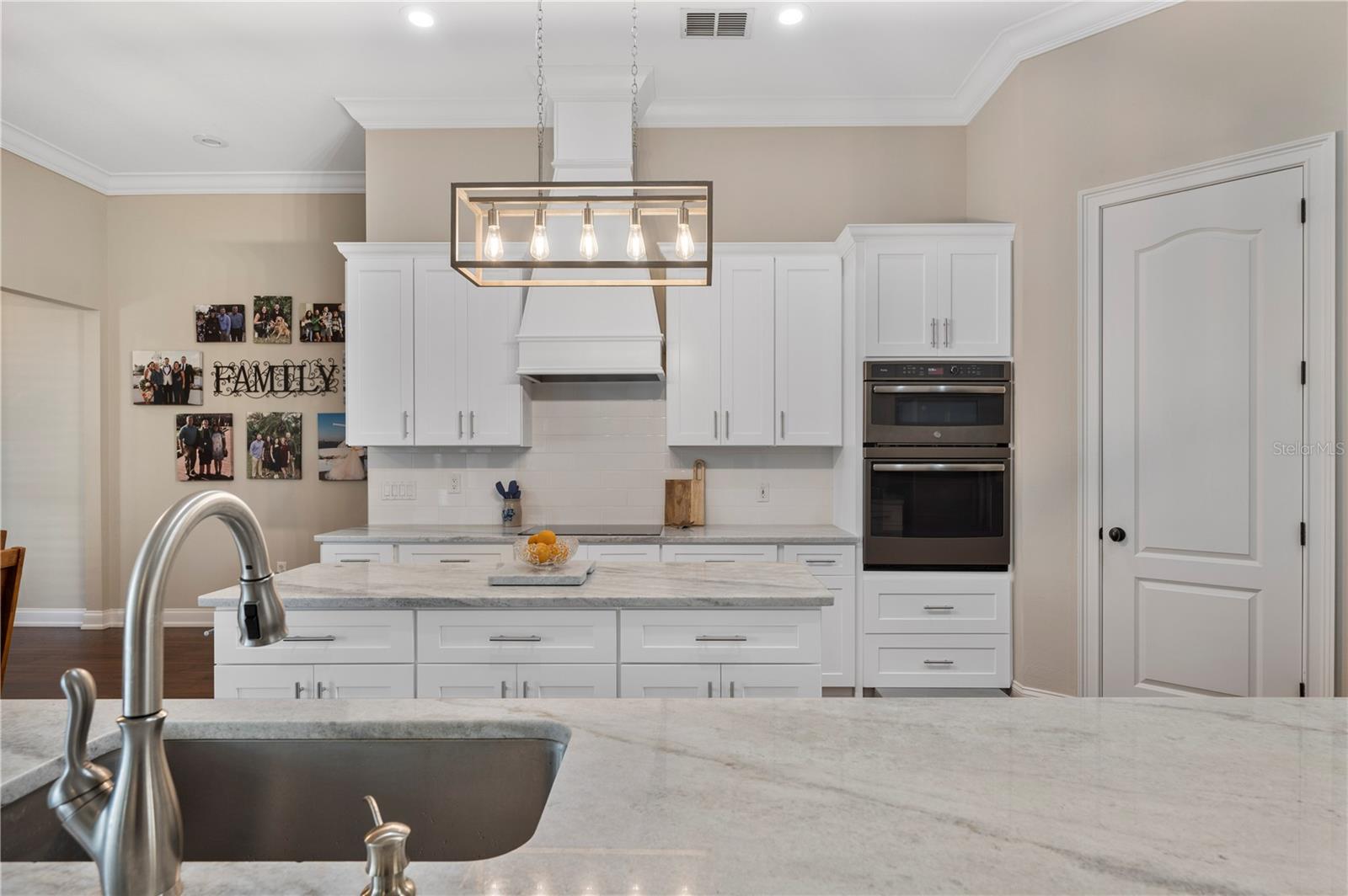 ASHTON OAKS - Residential